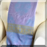 D072. Pastel violet throw blanket.
